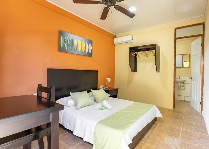 El Cocobolo Food&rest 1 Wifi Ac Pkg Free Swimmingpool Bed and breakfast 4*